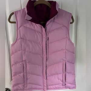 Columbia Vest Womens Medium Pink Maroon Puffer Down Fill Reversible Outdoors